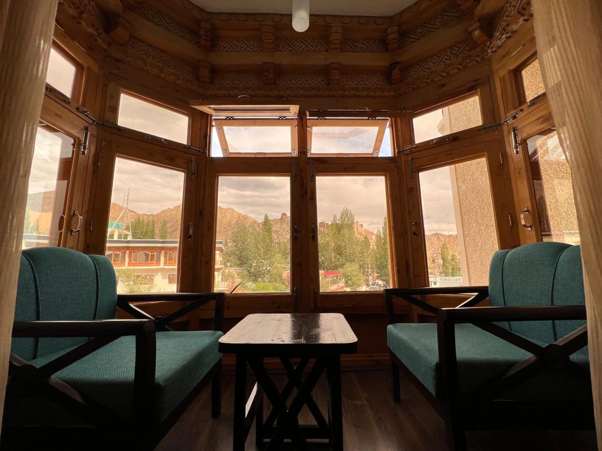 Hotel New Glacier View Leh Exterior foto